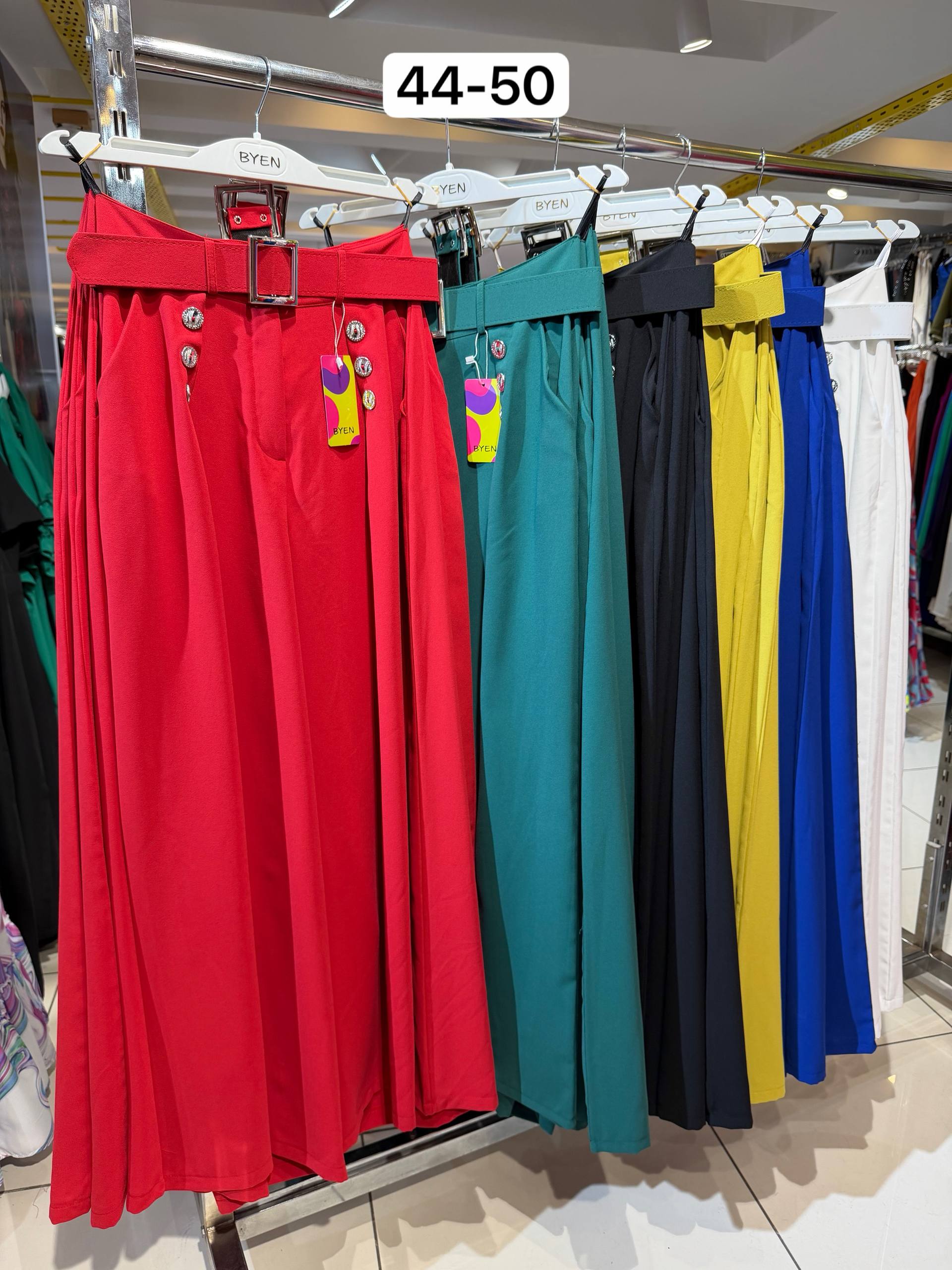 Pantalon palazzo magenta, noir, rouge avec ceinture, Jen Shopping Abidjan